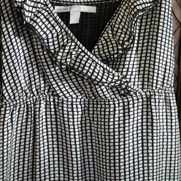 Old Navy Silk Dress with Ruffle Neck Style #582411- Black/ White, size S - Picture 6 of 16